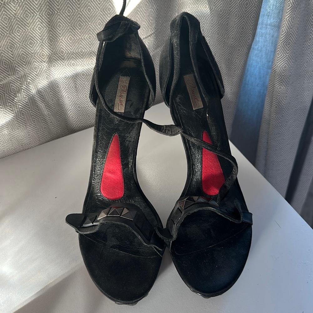 Women’s Diesel pumps